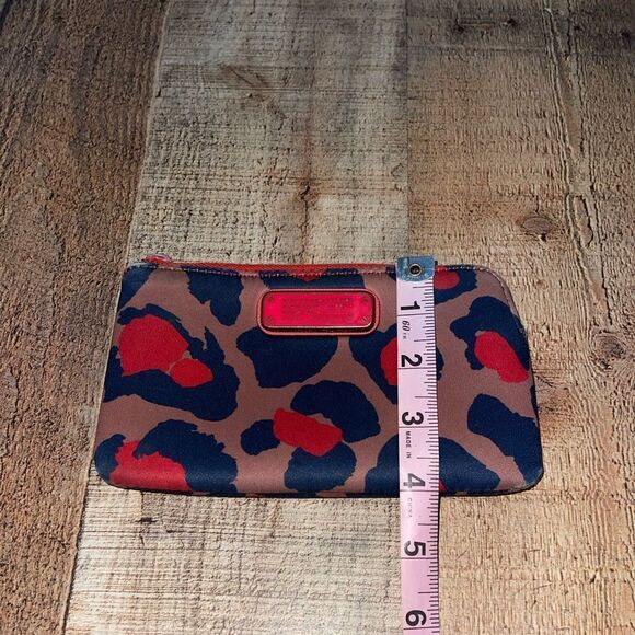 Marc by Marc Jacobs Women's Neoprene Phone Case Zip Cutout - Arizona Clay Multi - Picture 6 of 10